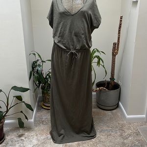 Gap full length sleeveless casual dress